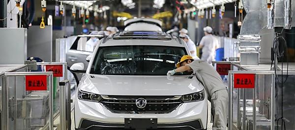 Bild: Italien wirbt um chinesischen Autokonzern Dongfeng
